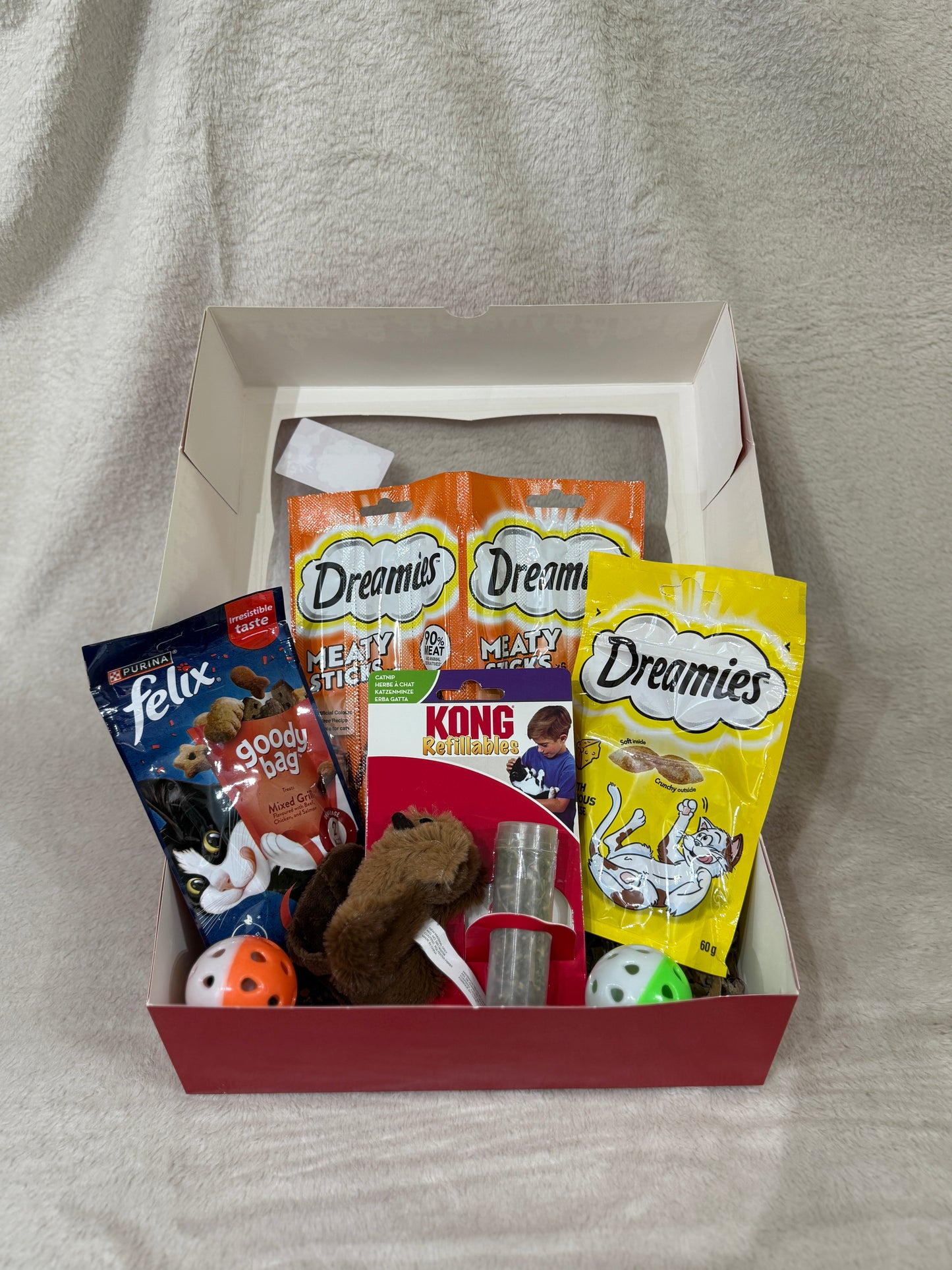 Barney's Christmas Boxes - Dog & Cat